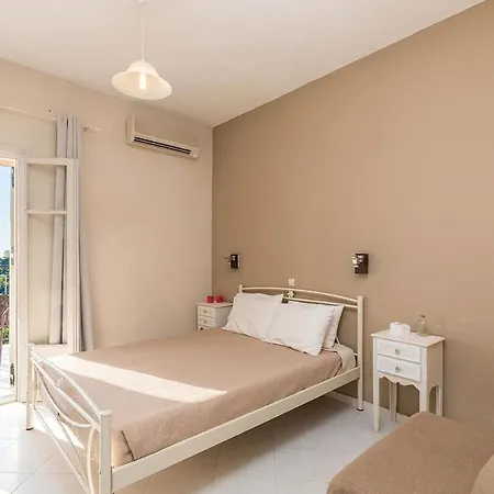 Escape Studio Apartments, Swimming Pool - Beach * Pelekas